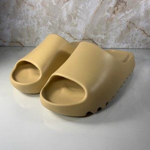 Yeezy Slides (UA) Size 12